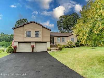 209 White Birch Dr, Scranton, PA, 18504