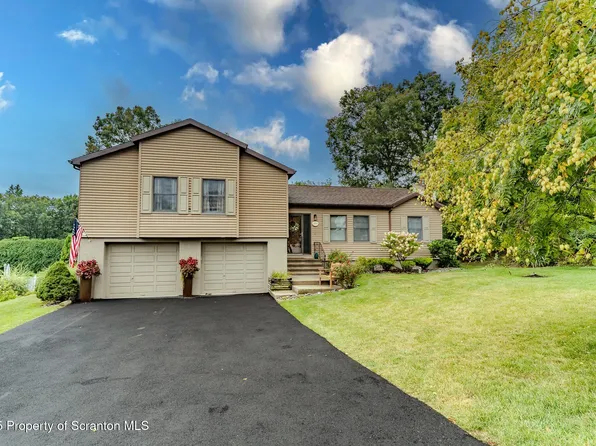 209 White Birch Dr, Scranton, PA 18504