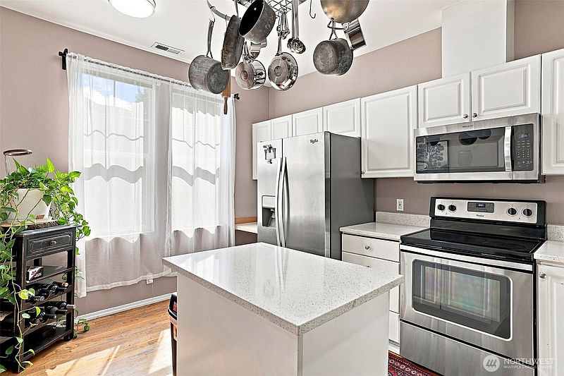 2nd image of 23400 Lakeside Blvd E #7-4