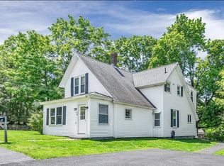 8 Crest St, Concord, MA 01742