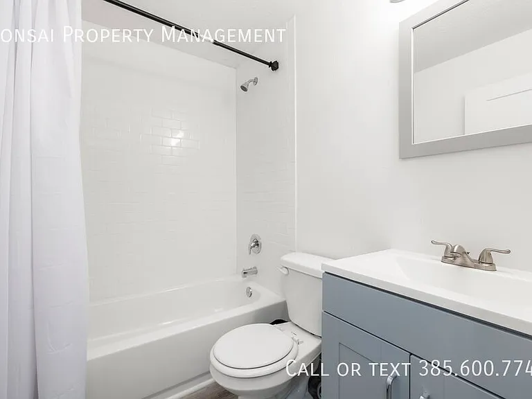 1641 Sandhill Rd — Photo 5
