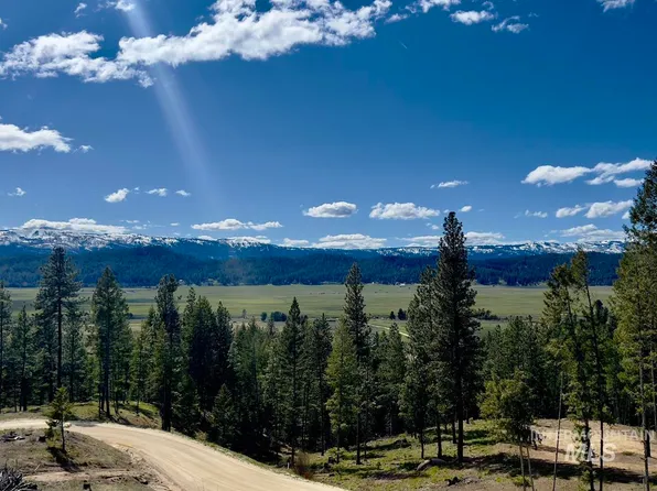 L2-B1 San Ignacio Way, Cascade, ID 83611