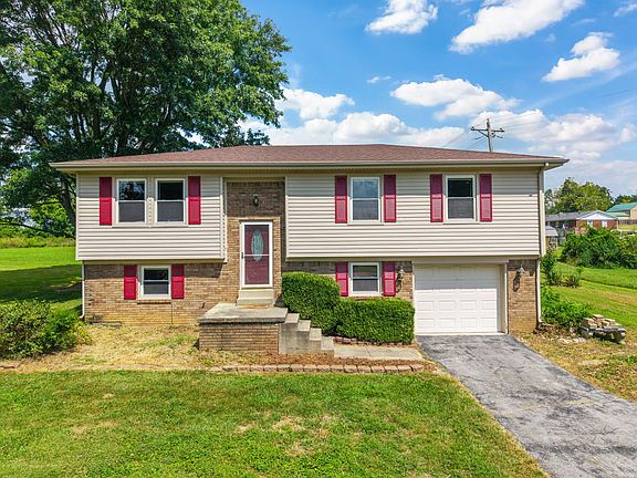 2nd image of 50 Hickory Ln