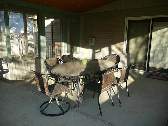 3rd image of 228 Rock Creek Dr
