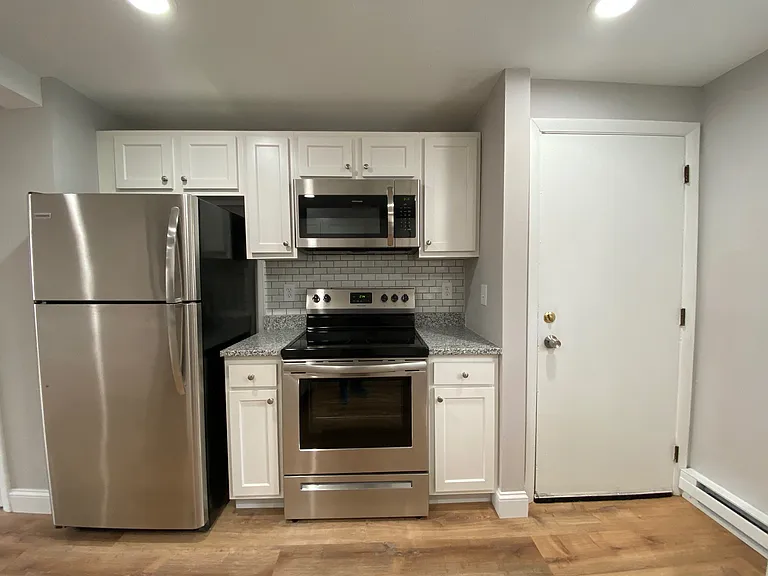 Evergreen Manor — Photo 21