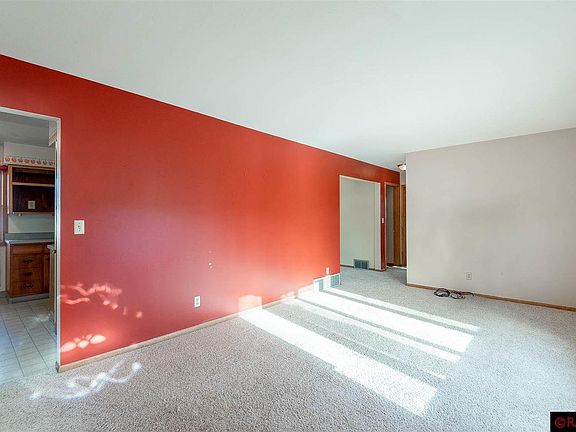 3rd image of 144 E Welcome Ave