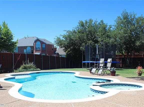5th image of 10205 Evergreen Dr