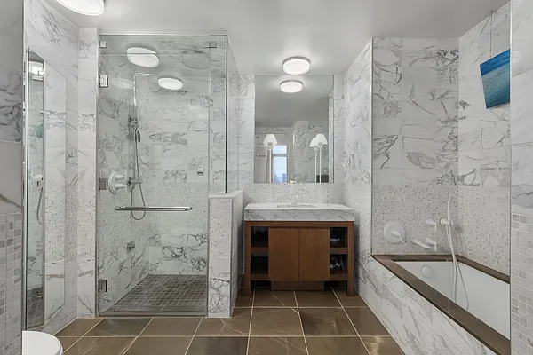 Rented by Compass | media 9