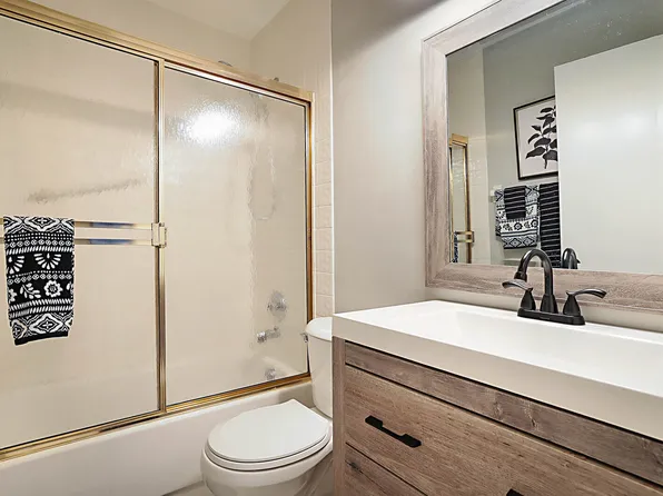 8434 Mooring Circle, Boynton Beach, FL 33472