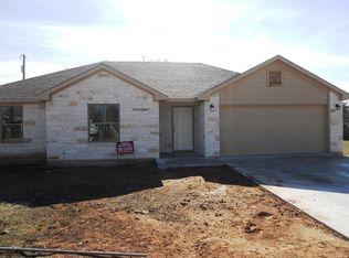 709 E League St, Burnet, TX 78611