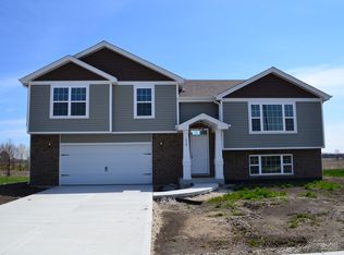 110 International Way, Joliet, IL 60436