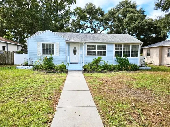 214 37th Ave NE, Saint Petersburg, FL 33704