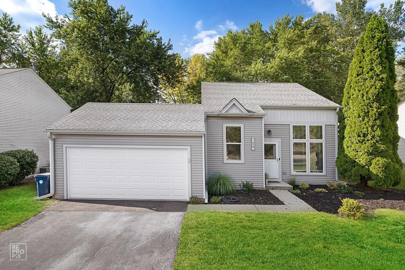 1620 Teri Ln photo 1