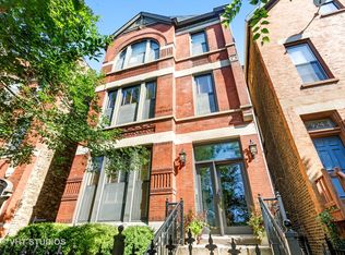 926 W Barry Ave UNIT 2, Chicago, IL 60657