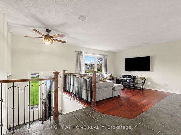 5th image of 3320 Gendron Rd