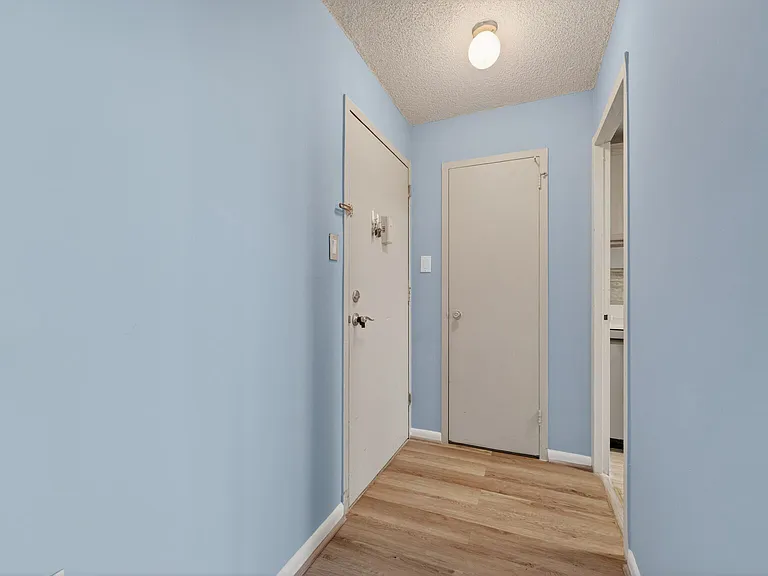 2500 N Van Dorn St #223-1 — Photo 3