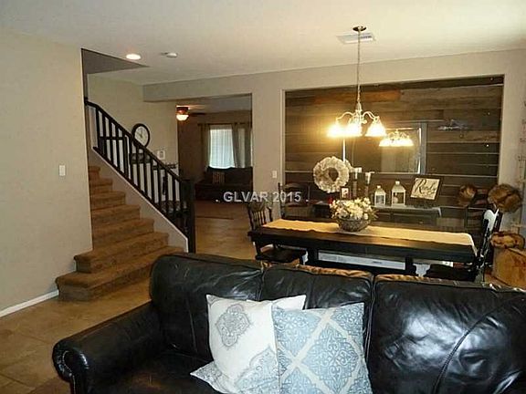 4th image of 1104 Barron Creek Ave
