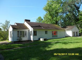659 Webster Rd, Harriman, TN 37748