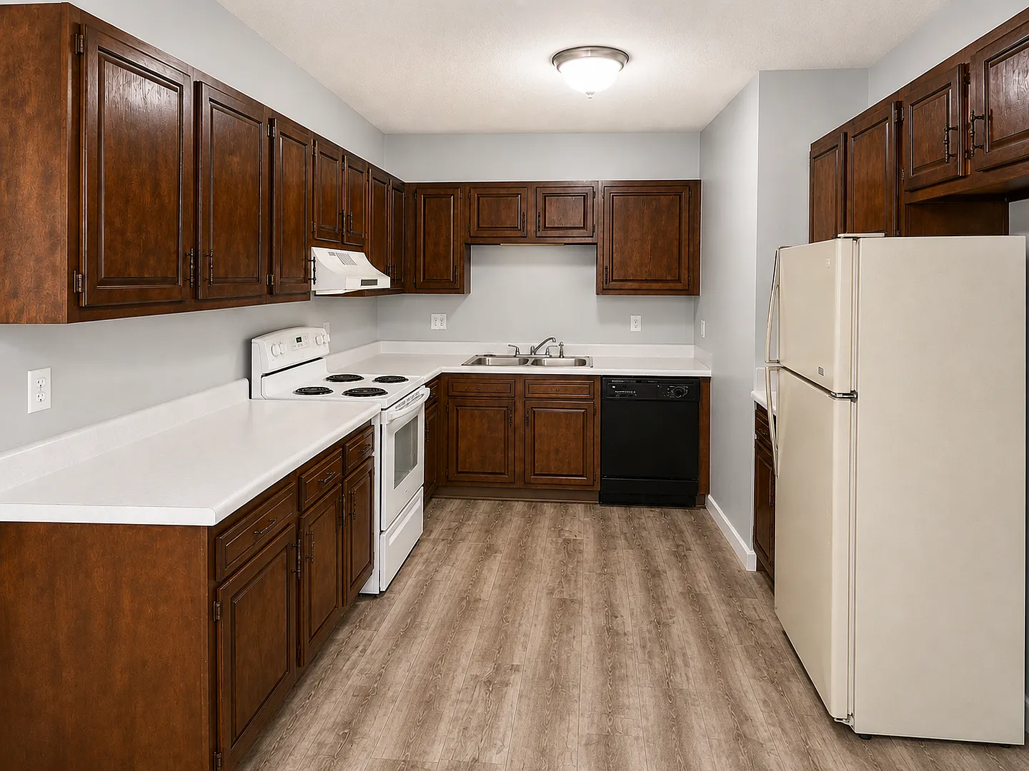 Lakeview Apartments — Photo 1