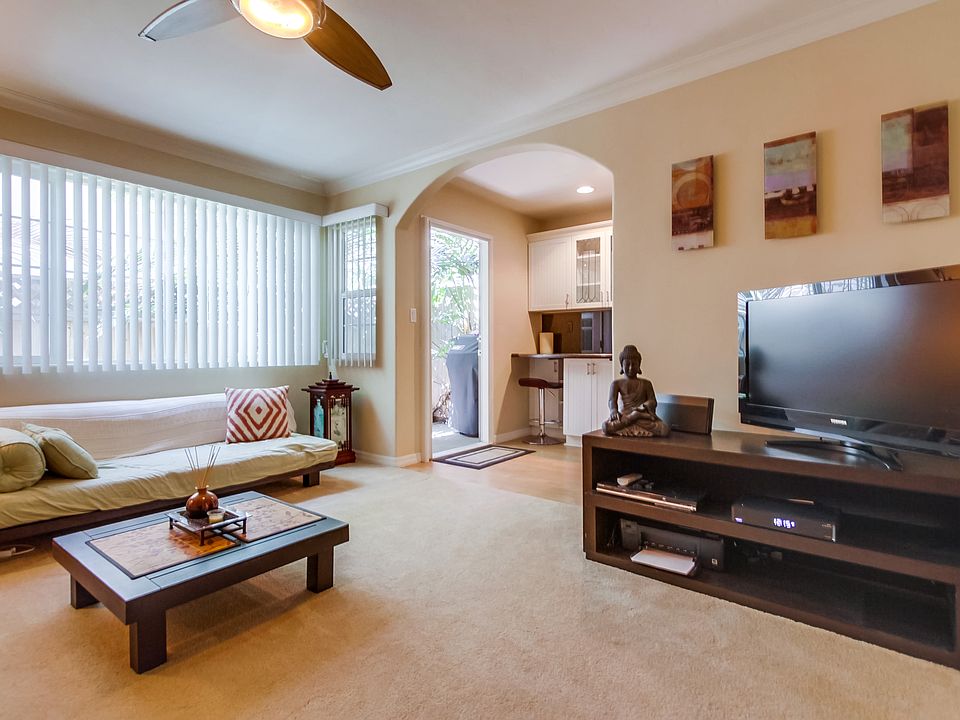 1st image of 853 Thomas Ave APT 5