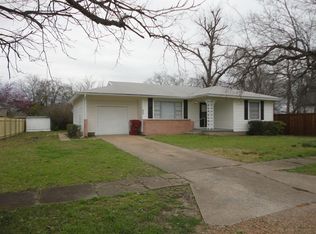 414 W Locust St, Whitewright, TX 75491