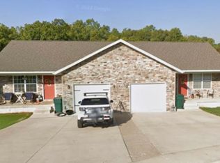 16363 & B Holy Cross Ln #A, Saint Robert, MO 65584