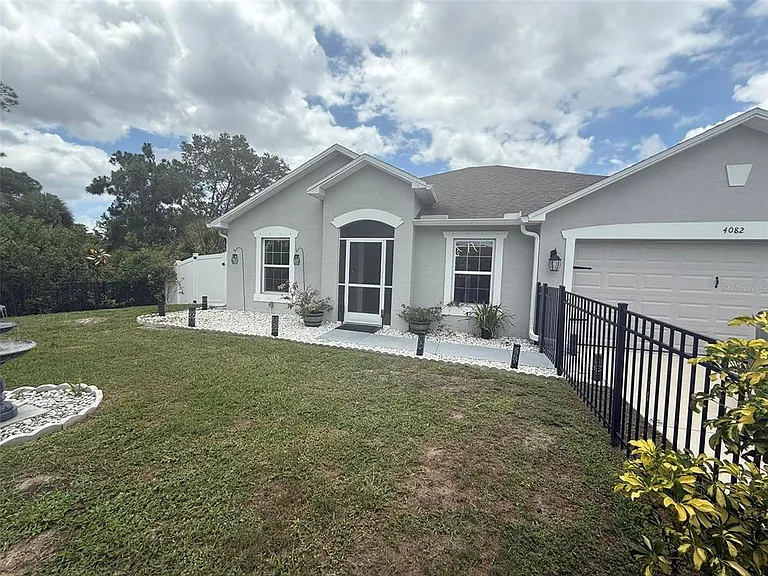 4082 Kenvil Dr — Photo 2