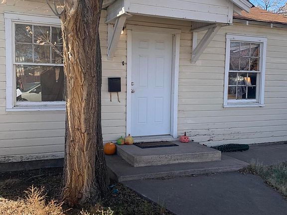 2nd image of 2304 5th Ave