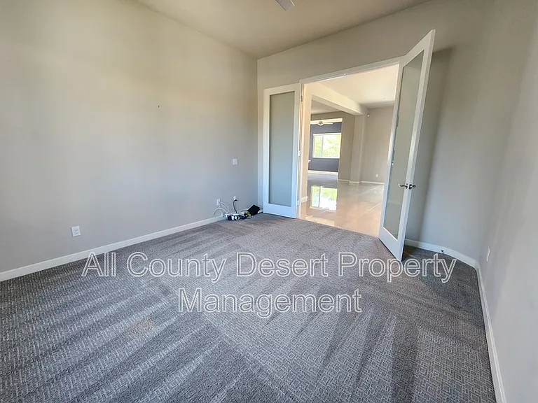 78987 Yorkville Ln — Photo 11