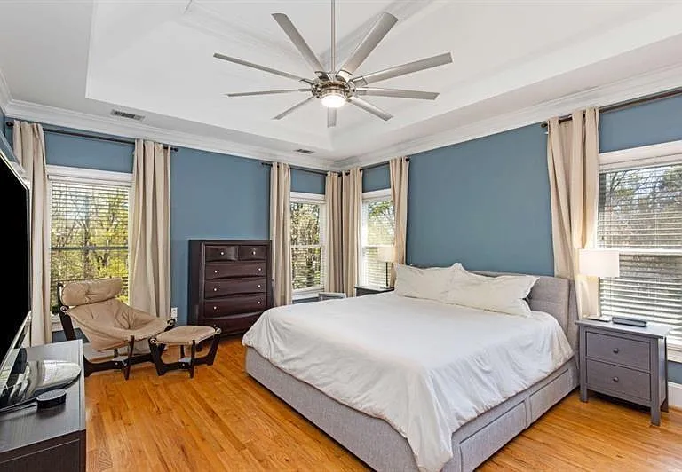 1390 Marion Walk SE — Photo 26