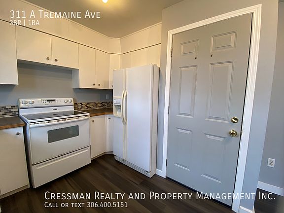 3rd image of 311 Tremaine Ave #A