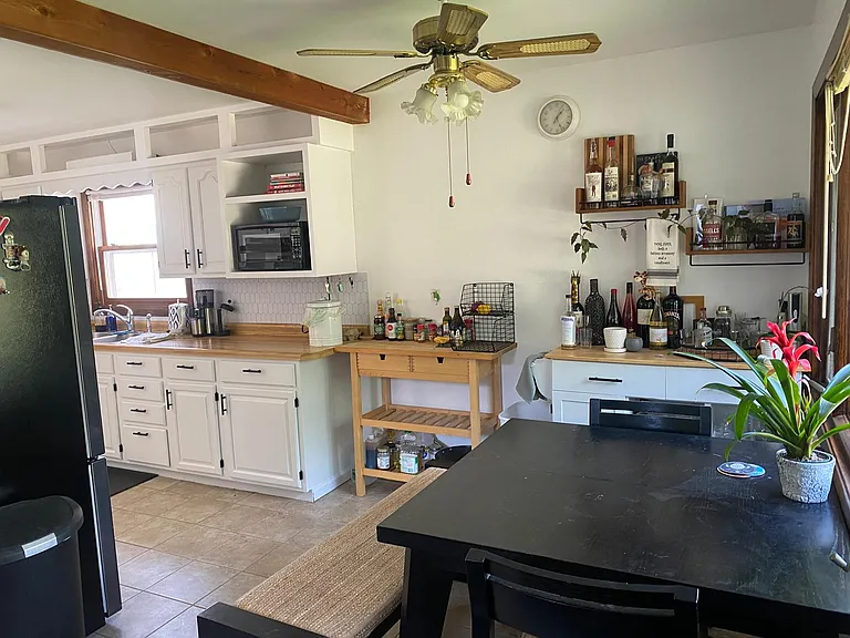 124 Cedar Lake Rd — Photo 6