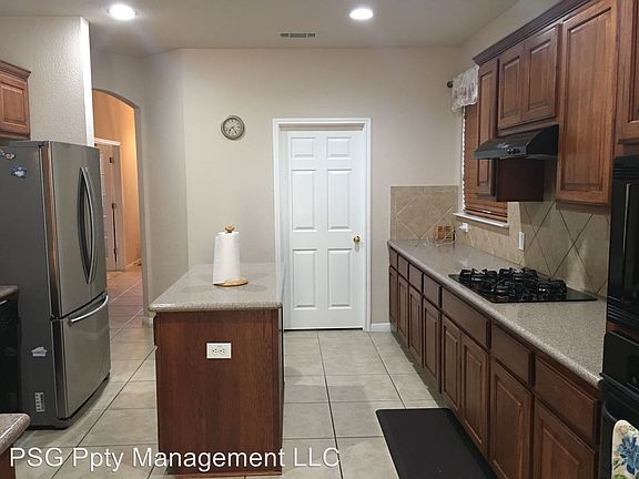 3rd image of 15416 Fisher Island Dr