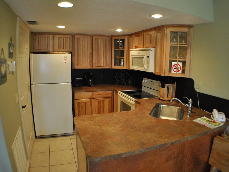 1st image of 8600 Ridgewood Ave #3112