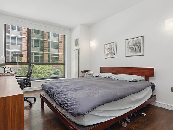 5th image of 540 W 28th St #2C