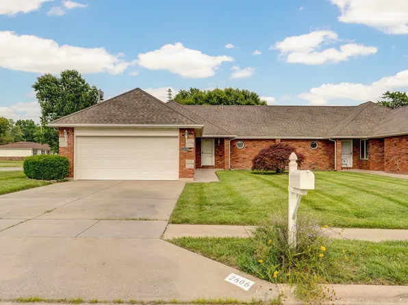 2606 S Overbrook Avenue, Springfield, MO 65807