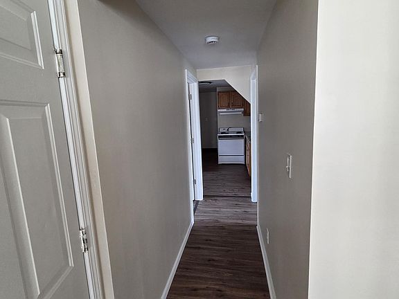 4th image of 613 13th St #1