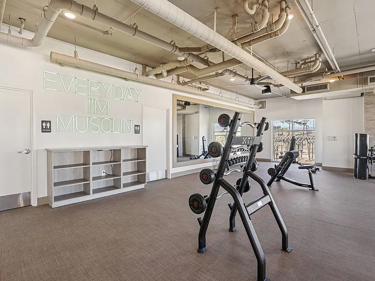 Lura Vegas Apartments — Photo 65