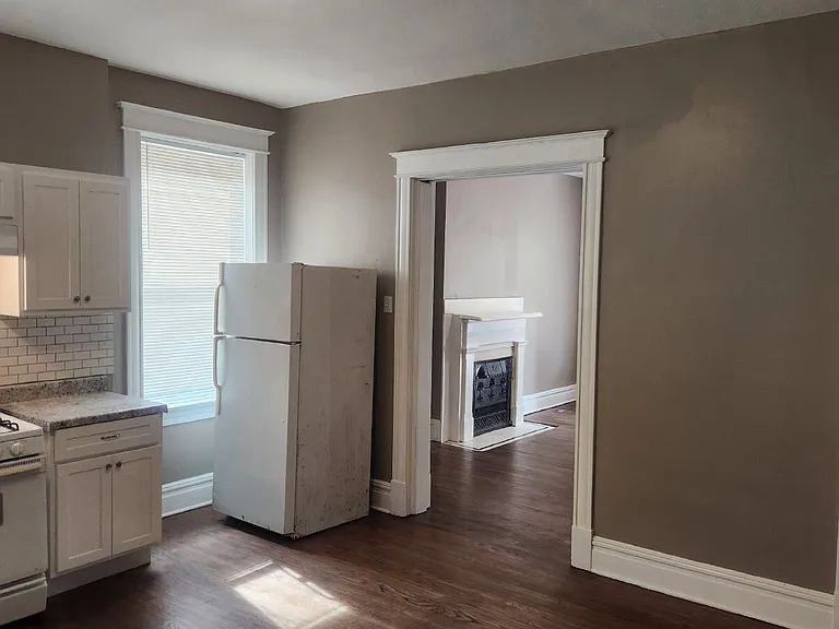 3435 Alberta St #1F — Photo 10