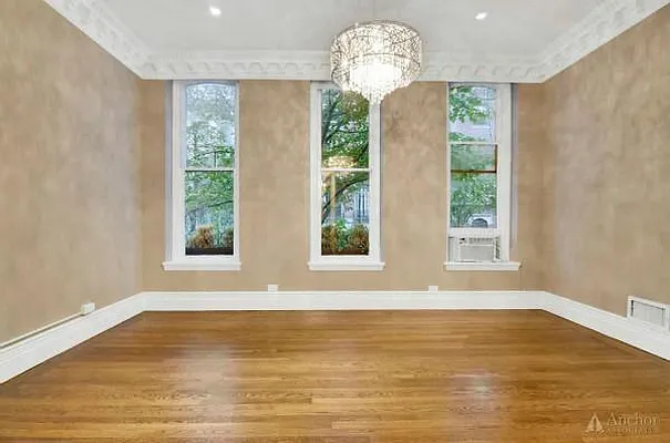 Rented by Aventana | media 14