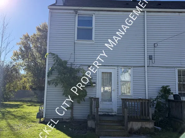 35 Thackeray Ct #35, Tonawanda, NY 14150