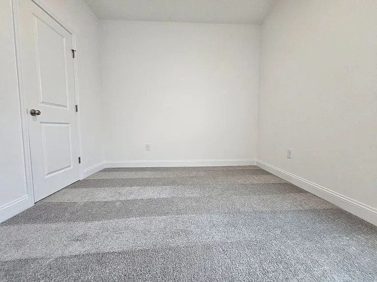 283 Crowville St — Photo 12