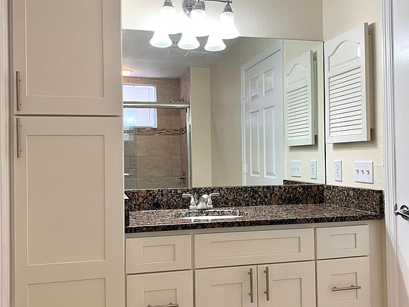5th image of 7935 Preserve Cir APT 418