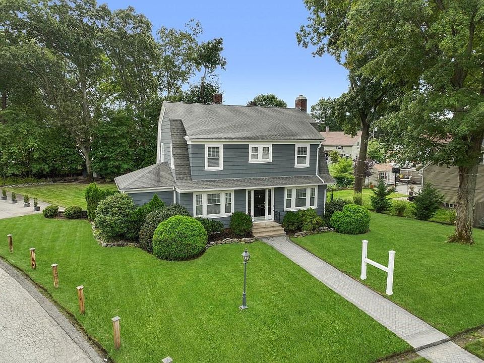 1009 Smithfield Ave, Lincoln, RI 02865 MLS 1342142 Zillow