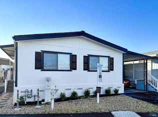 190 Apple Lane, Santa Rosa, CA 95407