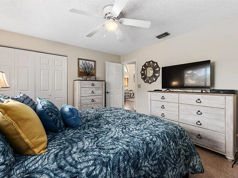 5656 Ashton Lake Dr #5656 — Photo 9