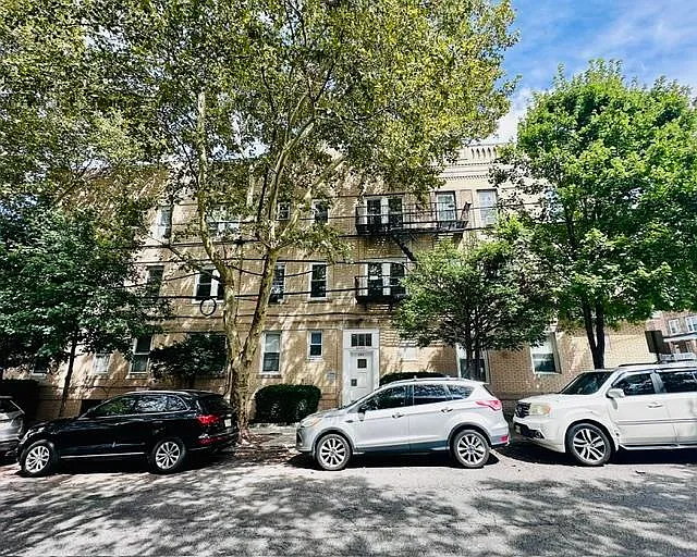 1 bed, 1.0 bath, $1,550 — Photo 1