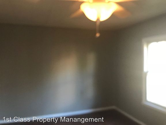 3rd image of 1204 Apple St