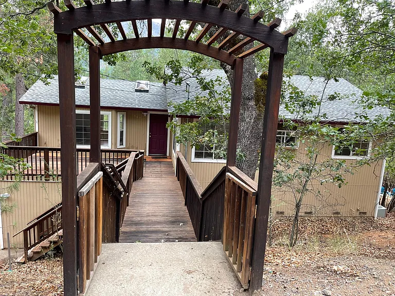16317 Ponderosa Dr — Photo 10