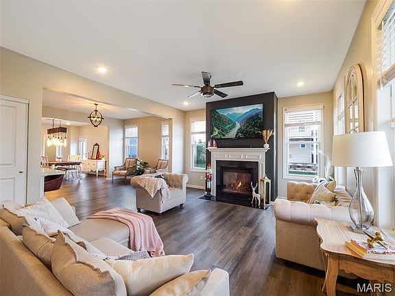 5th image of 6182 Suntan Dr